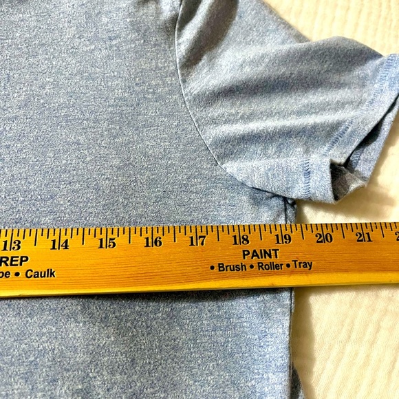 Men’s Banana Republic Short Sleeve Tee - Medium - Picture 3 of 5